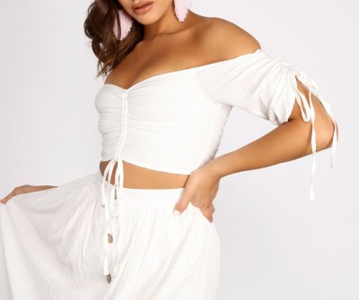 TableClothsUs Seaside Babe Off Shoulder Crop Top